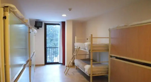 Семейный номер Standard Abrigall Hostel Masella