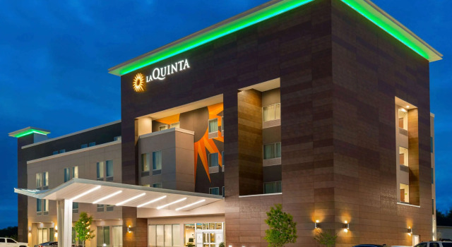 La Quinta by Wyndham Richmond-Sugarland, Book Hotel Richmond Texas