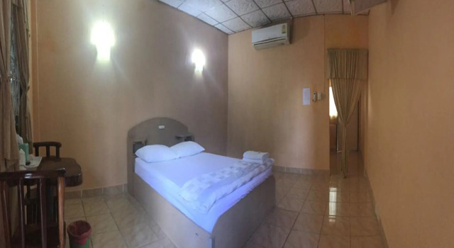 99 Inn Hotel