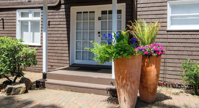 Семейный люкс Deluxe Cedar Gables Inn