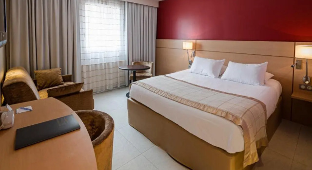Семейный номер Standard Best Western Plus Le Lavarin Avignon