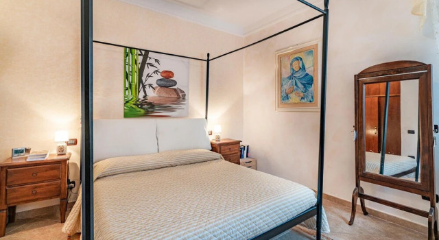 Lovely Home In Martinsicuro With Wifi, Book Hotel Hotels in Abruzzo with Parking, Parking
