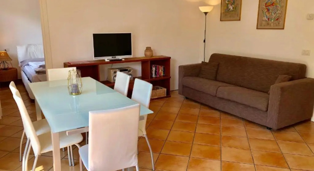 Residenza Ai Ronchi 3 4 7 8, Prenota Hotel Maccagno Lago Maggiore