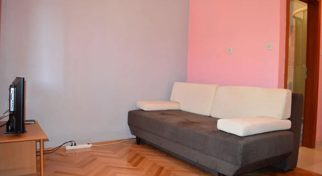Apartments Albina, Забронировать Апартаменты/квартира Отели Бродарика с парковкой, Парковка