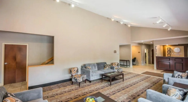 Comfort Inn Corning, Забронировать Отель Корнинг штат Нью-Йорк, рядом с Rockwell Museum of Western Art