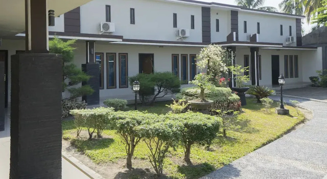 OYO 1283 Guest House Loemajan, Rezerwuj Pensjonat Jambi 