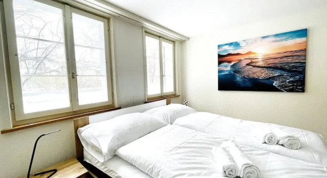 Beautiful Old Building Apartment In The Center