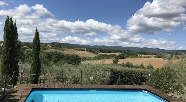 B&B Il Pettirosso, Book Bed and Breakfast Hoteller i Siena Area med pool, Swimmingpool