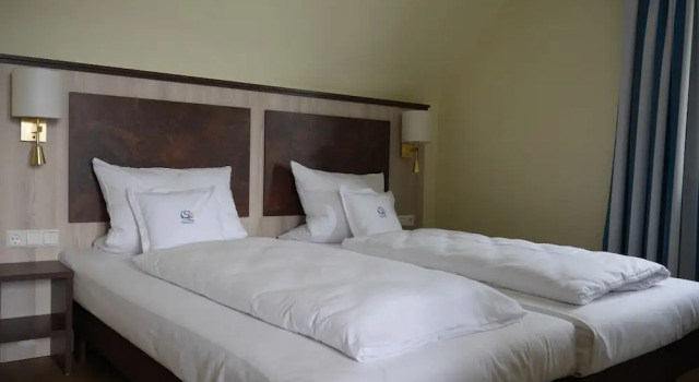 Семейный номер Deluxe с балконом и с видом на озеро Hotel & Gästehaus Seehof