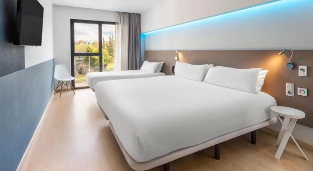 Семейный номер Standard B&B HOTELS Donostia San Sebastián Aeropuerto