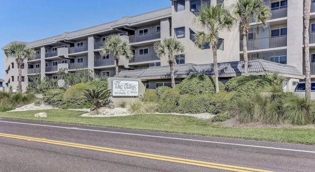 Tropical Condo with Spectacular Ocean Sunrises Views by RedAwning