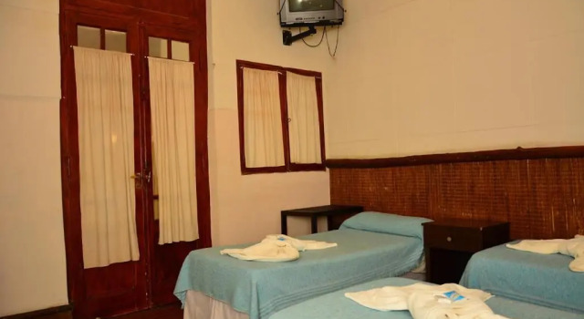 Четырёхместный номер Standard Hotel La Giralda