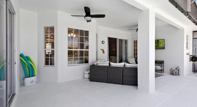 4 Bed 3 Bath In Formosa Gardens Gated Community 4 Bedroom Villa by Redawning