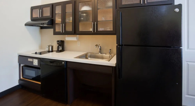 Люкс Candlewood Suites Bemidji - Paul Bunyan, An Ihg Hotel