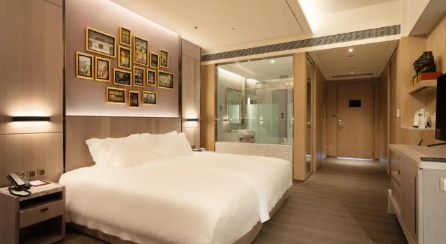Двухместный номер Standard Fame Hall Garden Hotel