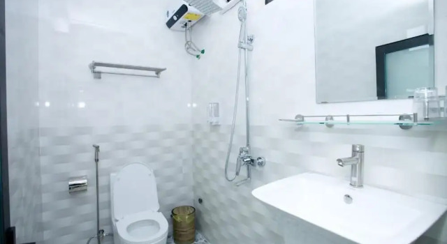 Трёхместный номер Standard с балконом Golden Forest Homestay