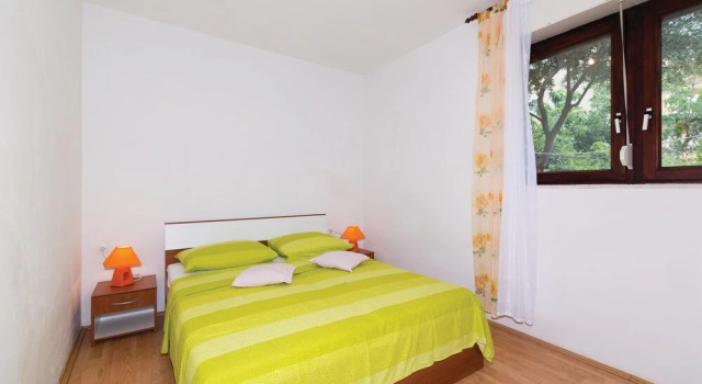 Beautiful Home in Kastel Kambelovac With Wifi and 1 Bedrooms, Rezerwuj Hotel Hotele w Split-Dalmatia County z parkingiem, Parking