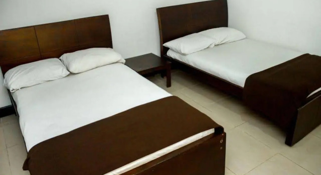 Hotel D'Caprices