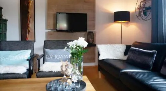 Ferienhaus Kollinger, Rezerwuj Apartament Hotele w Salzburg z parkingiem, Parking