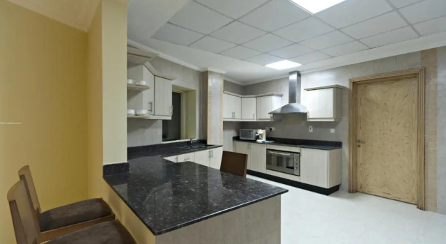 Люкс Magnum Hotel & Suites West Bay