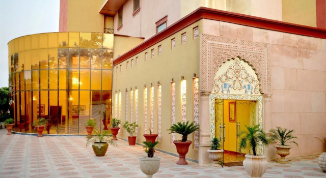 Pink Pearl Hotel By Chokhi Dhani, Забронировать Курортный отель Отели штата Раджастхана 4 звезды, 4*