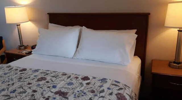 Номер Standard Bay Motel