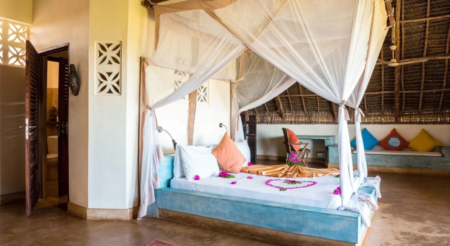 Sunshine Marine Lodge, Book Hotel Hoteller i Pvani region med parkering, Parkering