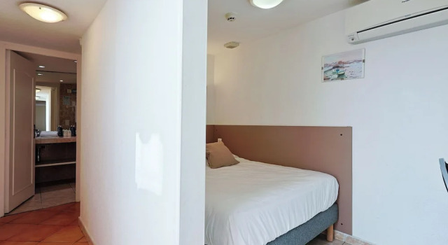 Standard- firedobbelt værelse Logis Hotel lEsterella