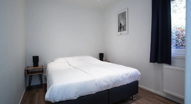 House With Dishwasher, in Nature Reserve, Book Feriehus Hoteller i Utrecht Hill Ridge med pool, Swimmingpool