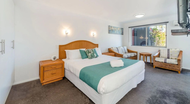 Студия Deluxe Adrift Apartments Yamba
