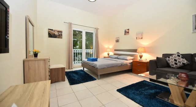 Студия Budget & Cozy Studio near Mall - VIR