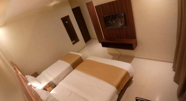 Hotel Emerald Inn Mumbai