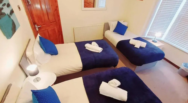 Garfield Villa-beautiful 4-bed House in Gillingham