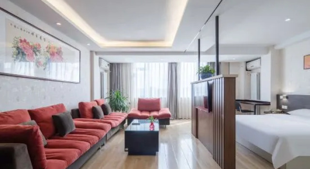Люкс Business shell  Hotel (Yantai Red Star Macalline)
