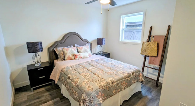 Great Blue Resorts - McCreary's Beach, Varaa Hotelli  