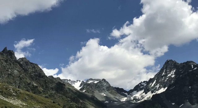 Апартаменты Apartment in La Tzoumaz Near Ski Slopes