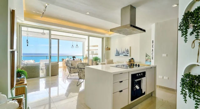 Marbella LUX Essence Beachfront Pool 11thfloor, Забронировать Апартаменты/квартира Отели Сан-Педро-де-Макорис с парковкой, Парковка