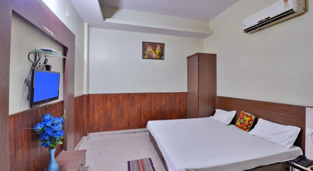 Aarya Hotel, Book Hotel Hoteller i Palwal med morgenmad, Morgenmad