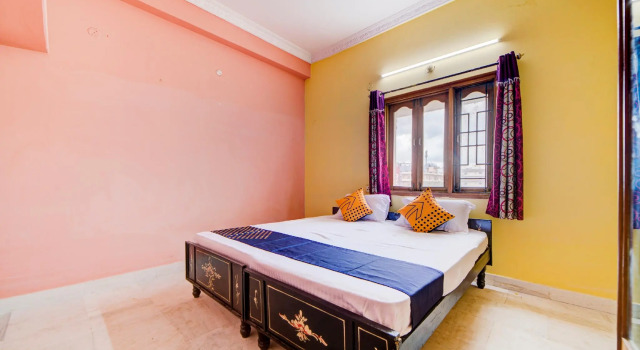 SPOT ON 49564 Vviva Residency, Rezerwuj Hotel Hyderabad 