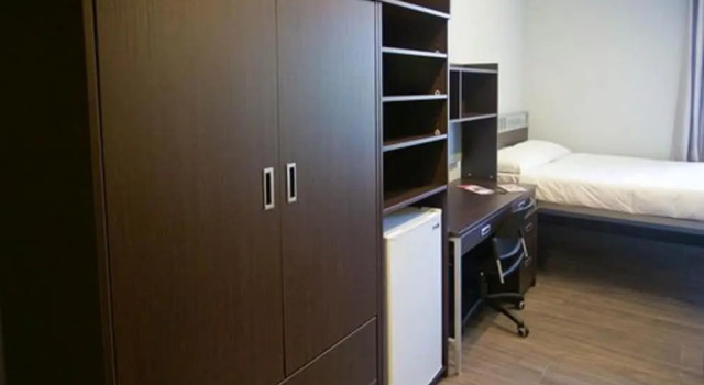Номер Standard Queen's University - David C. Smith House - Campus Accommodation