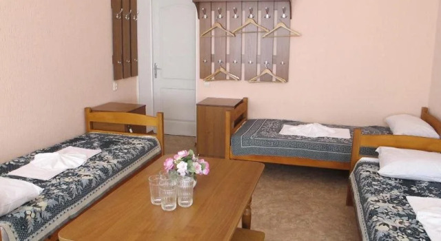 Uyutniy Hostel, Book Hostel / Vandrerhjem Hostels i Nikolayev, Hostel / Vandrerhjem