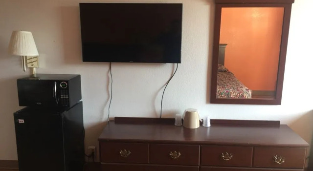 City Studios Inn And Suites, Boek Hotel Hotels in Virginia met ontbijt, Ontbijt