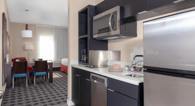 Четырёхместная студия TownePlace Suites by Marriott San Antonio Westover Hills