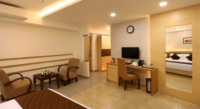 Номер Deluxe Flora Charishma Residency Aluva