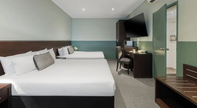Шестиместный номер Superior Vulcan Hotel Sydney