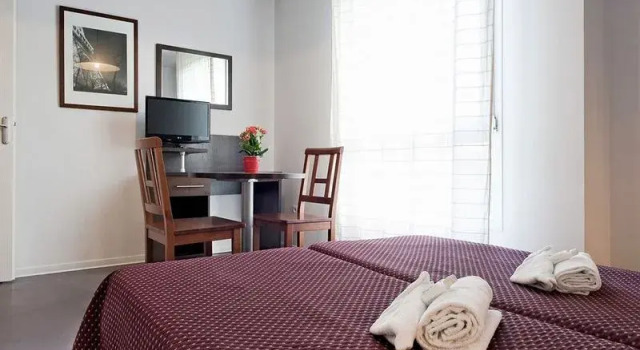 Номер Standard с балконом Residhotel Les Hauts dAndilly