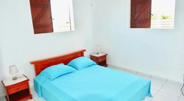 Villa Hibiscus cloturée-parking-plages, Prenota Villa Port-Louis Grande-Terre