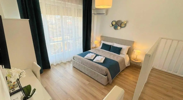 Deluxe Doppel Zimmer mit Balkon B&B Be Home