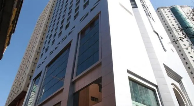 Qianlvchen Hotel Ginza - Kunming, Rezerwuj Hotel Hotele w Kunming z parkingiem, Parking
