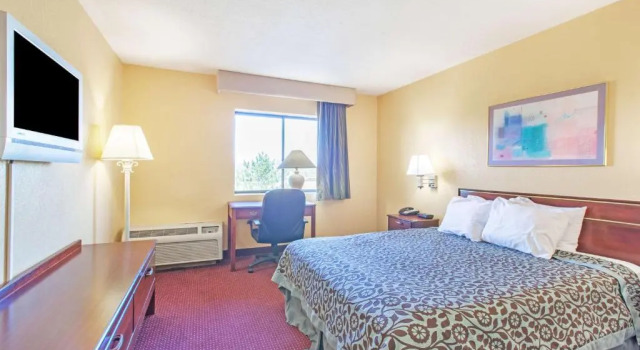 Двухместный номер Deluxe Days Inn by Wyndham Canastota Verona